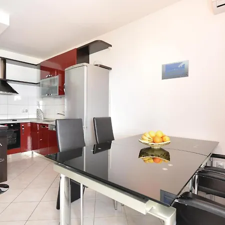 Beautiful In With Wifi Apartment